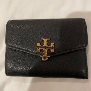 Black Tory Burch wallet
